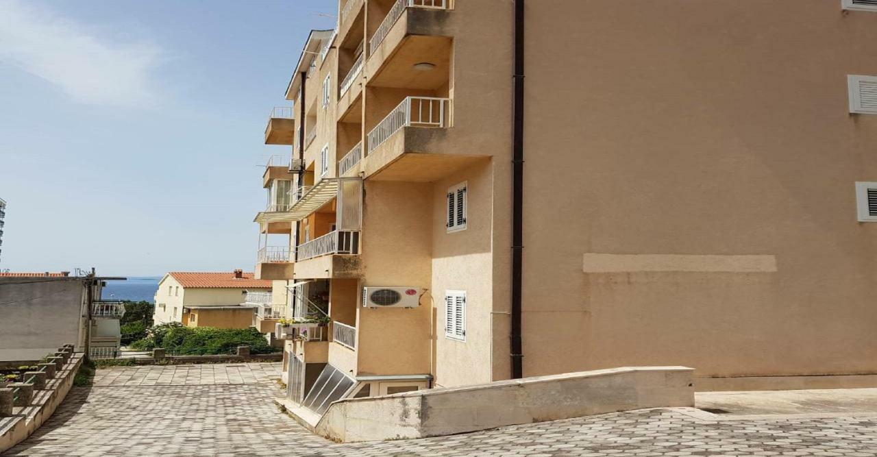 Apartman Ljubav Makarska Eksteriør bilde